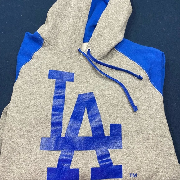 DODGER jersey hoodie w/ pocket! Unisex but listed under men's. Worn once 💙EUC⚾️ - Picture 9 of 10